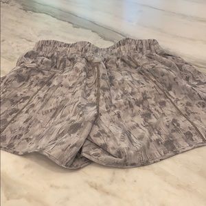 Lululemon Tracker Short V